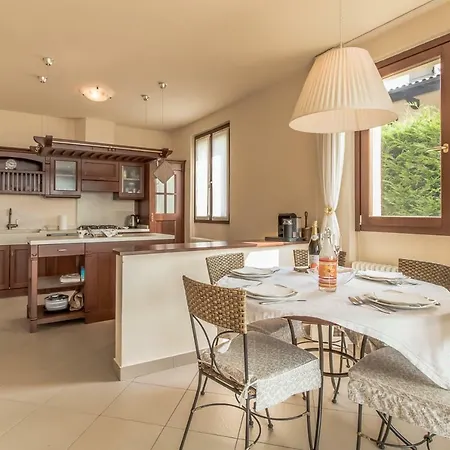Il Borgo * מנאג'יו