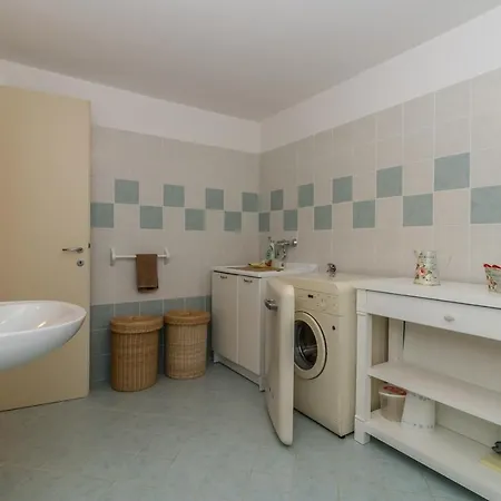 Il Borgo * מנאג'יו